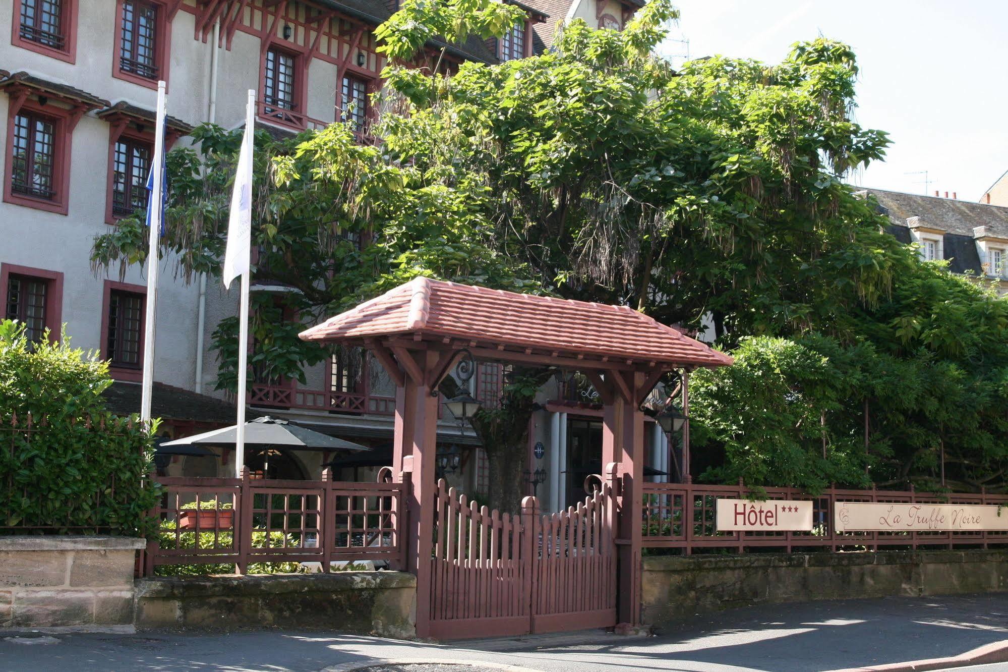 Hotel La Truffe Noire Brive-la-Gaillarde Dış mekan fotoğraf